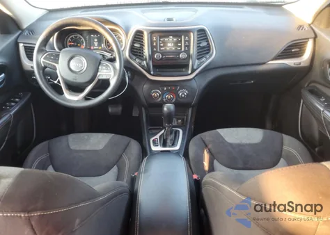 2015 Jeep Cherokee Sport из США, поврежденный, VIN 1C4PJLAB2FW656218